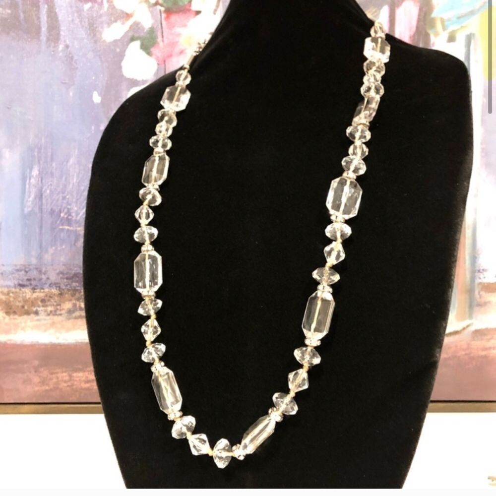 Ann Taylor Chunky Lucite Stone Link Necklace NWT 68